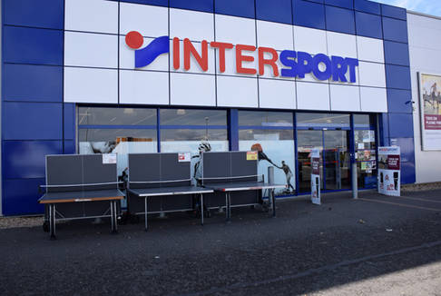 Intersport bonnet lacoste deals