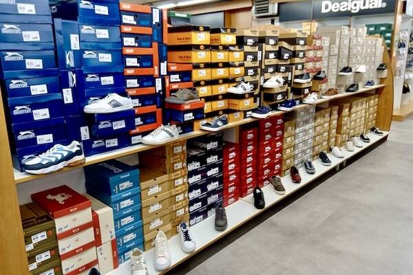 Chaussures desigual discount chez besson